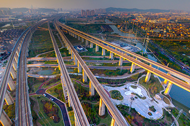 向塘西火車(chē)站進(jìn)行信號改造 迎接京九北線(xiàn)年底開(kāi)通